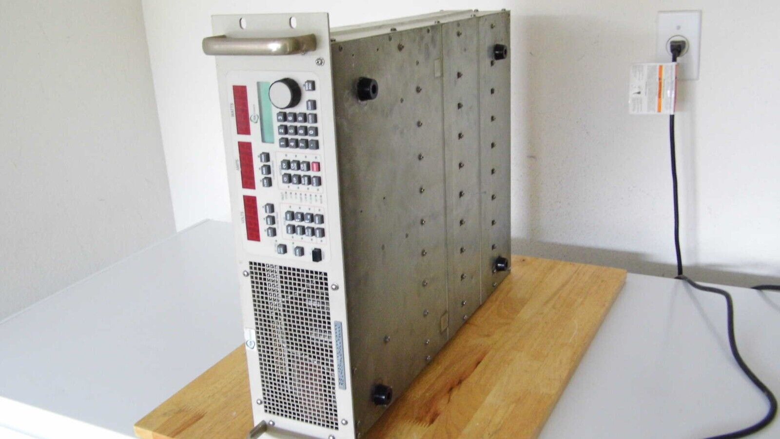 RBL488 400-300-2000 (GPIB) TDI 400Vdc 300A 2000W DC load (5 in stock) RBL488 400-300-2000 (GPIB) TDI 400Vdc 300A 2000W DC load (5 in stock)